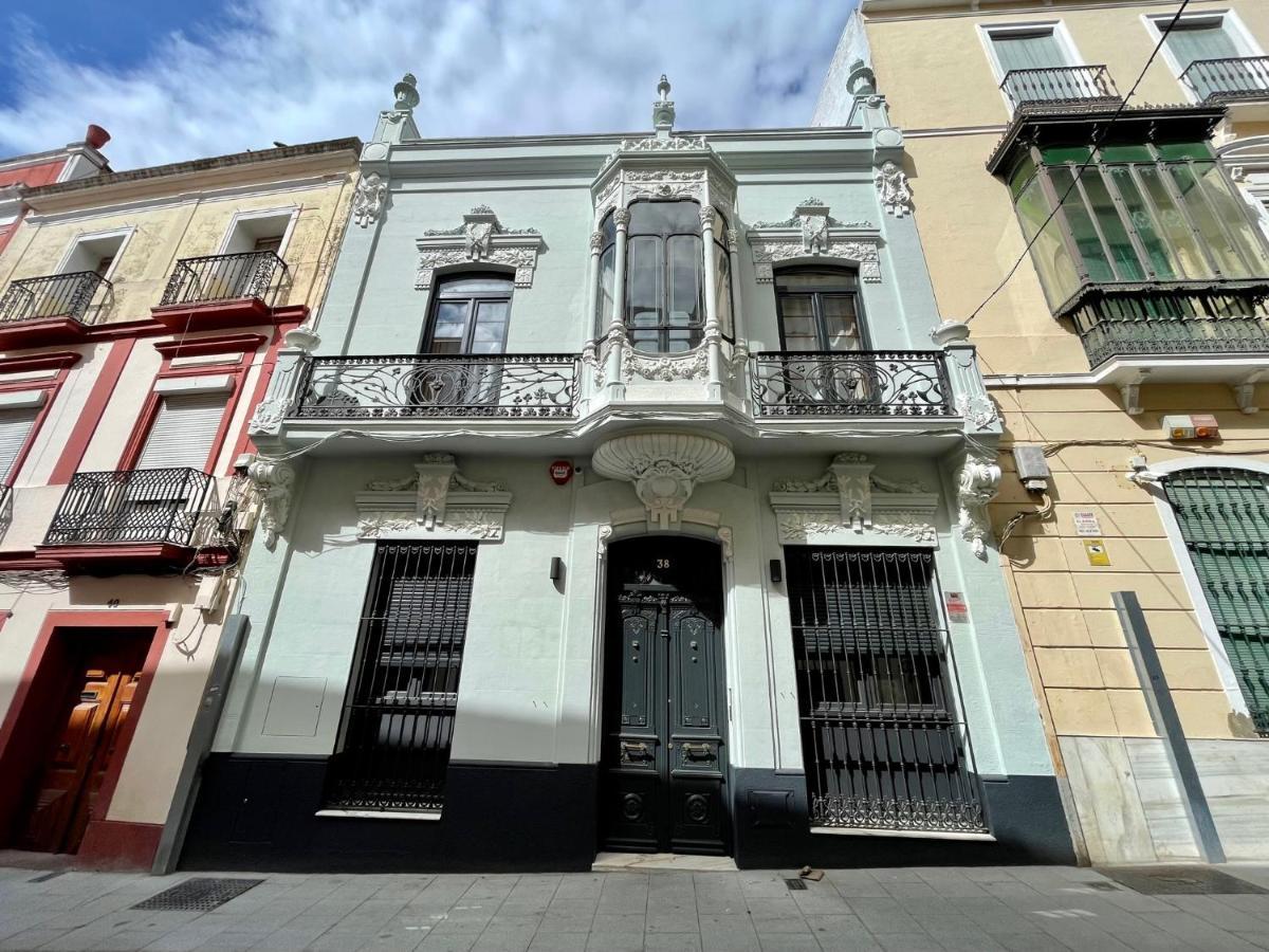 Akla Hotel Badajoz Esterno foto